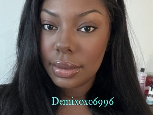 Demixoxo6996
