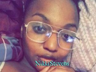 Nikki_Stevens