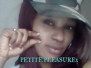 PETITE_PLEASUREx